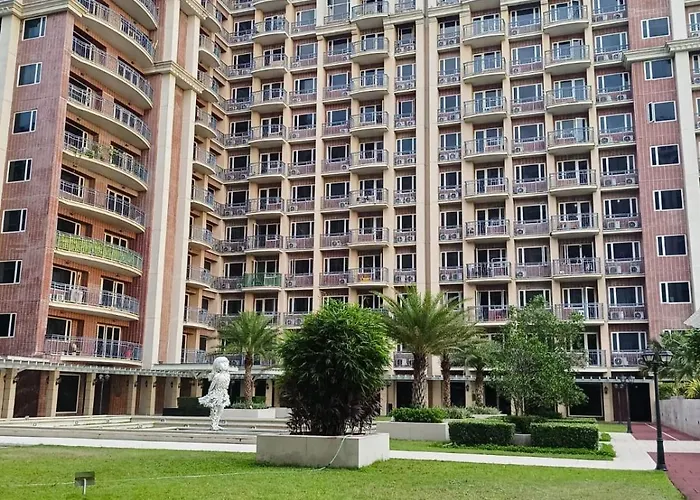 Bp952 With Balcony And River View